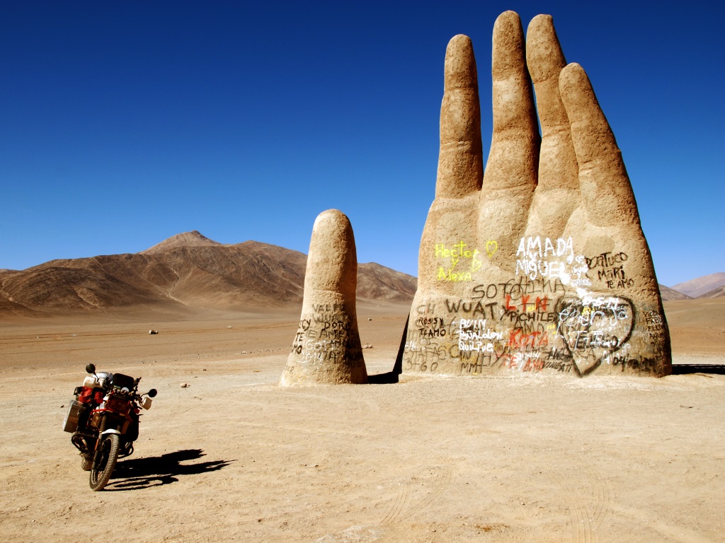 Mano del Desierto, Chile