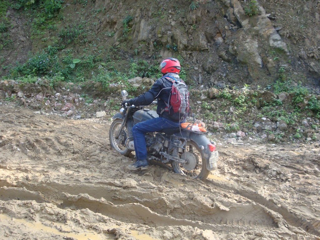Mud riding, Vietnam